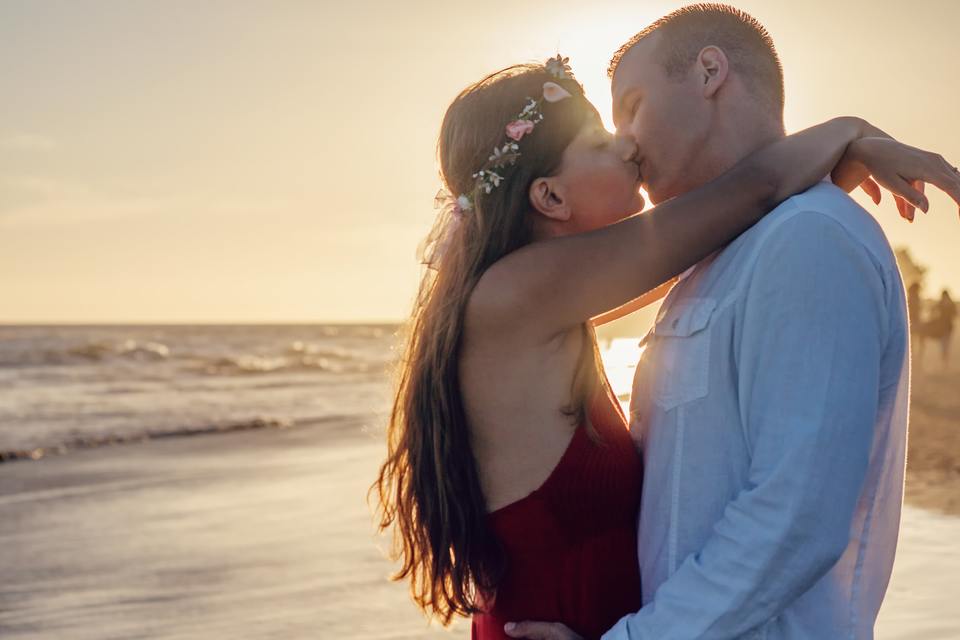 付き合ってからすぐにキスをするカップル