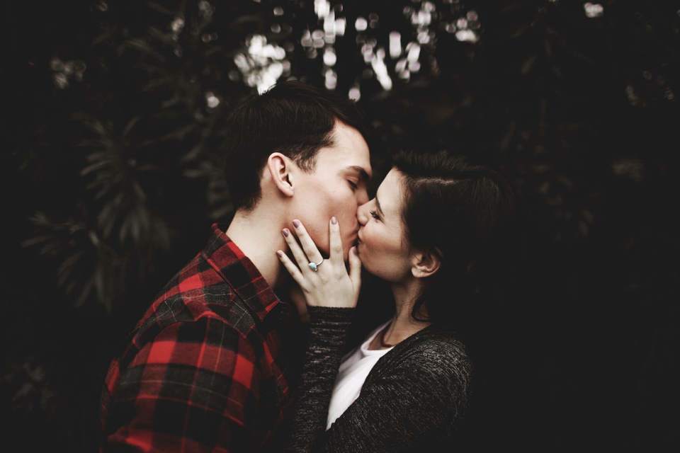 結婚まで処女を守る女性の割合と処女に対する男性の本音とは 結婚 noel(ノエル)｜取り入れたくなる素敵が見つかる、女性のためのwebマガジン