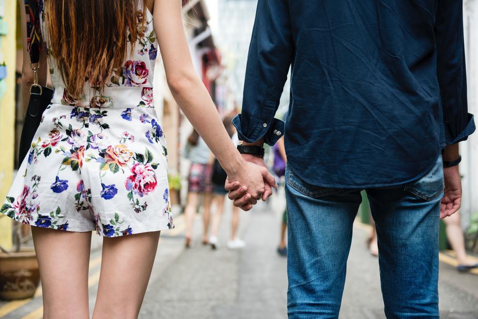 セックスの流れを知るカップル